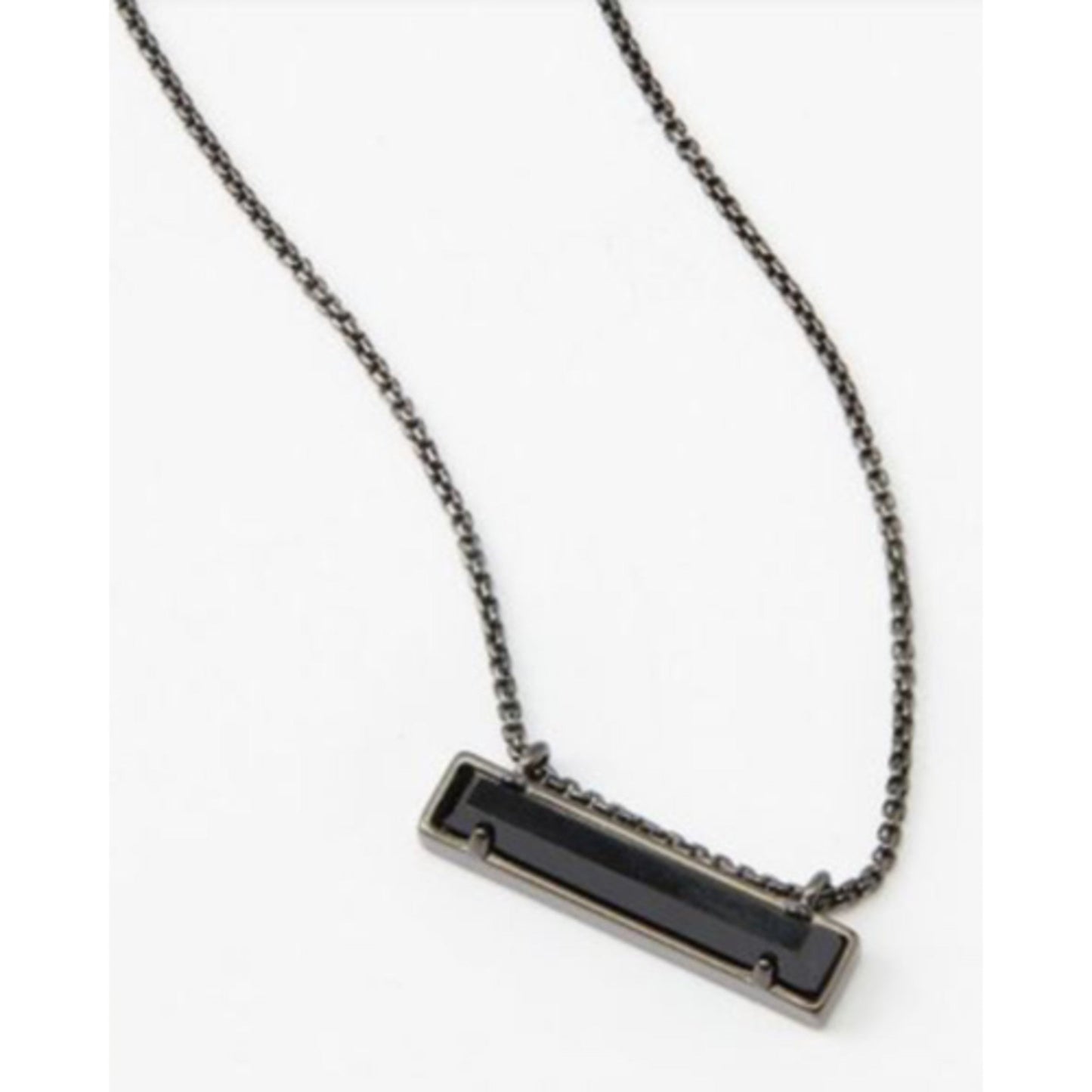 KENDRA SCOTT LEANOR GUNMETAL PENDANT NECKLACE IN BLACK
